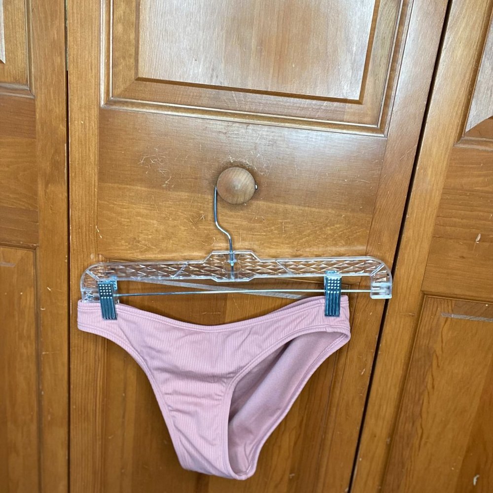 Pink swimswear bikini bottoms